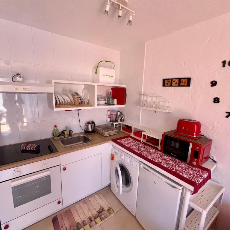 La Casita Sun Beach - Vacation Home - 52