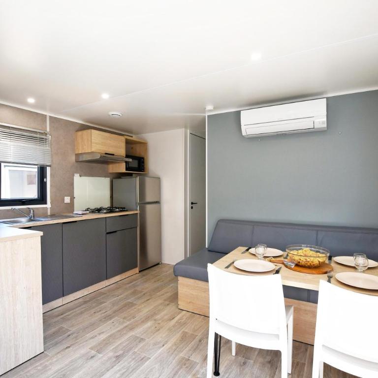 Camping Bella Vista - Mobile Home Ese pour 4 Personnes - 4