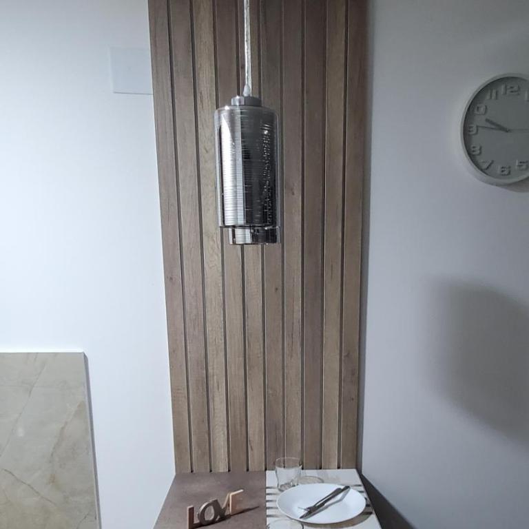 Studio Inn "next to Delta & Free Parking " - Studio Apartment - 22