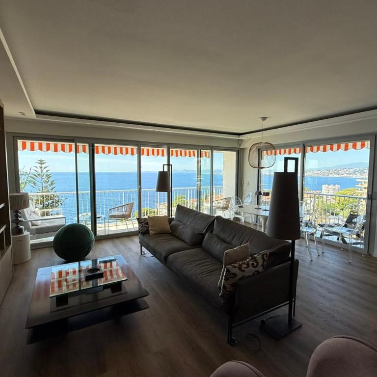 Superb apartment with exceptional sea view - Appartement - 2
