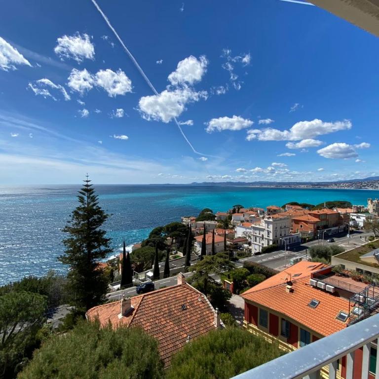 Superb apartment with exceptional sea view - Appartement - 8