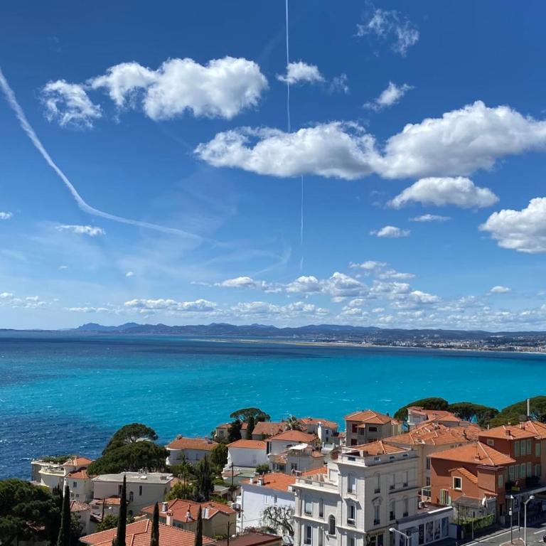 Superb apartment with exceptional sea view - Appartement - 11