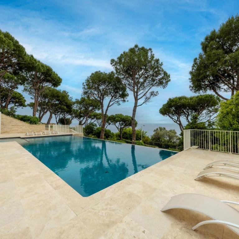 Superb apartment with exceptional sea view - Appartement - 18