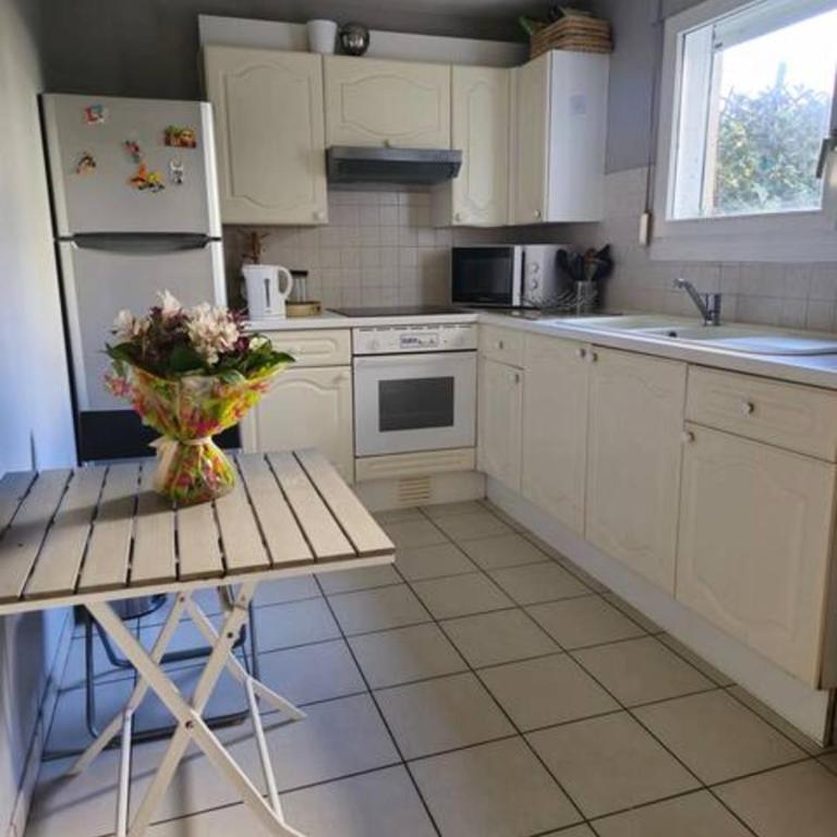 M044 Joli T2 route de Genève - Appartement 1 Chambre - 5
