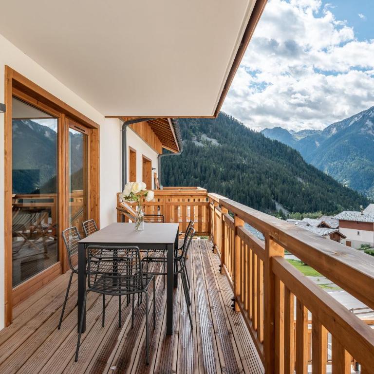 Apartment Tilia Champagny-en-Vanoise - by EMERALD STAY - Appartement 3 Chambres - 34