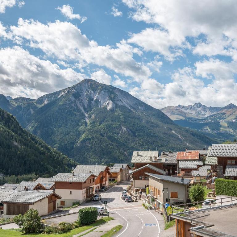 Apartment Tilia Champagny-en-Vanoise - by EMERALD STAY - Appartement 3 Chambres - 35