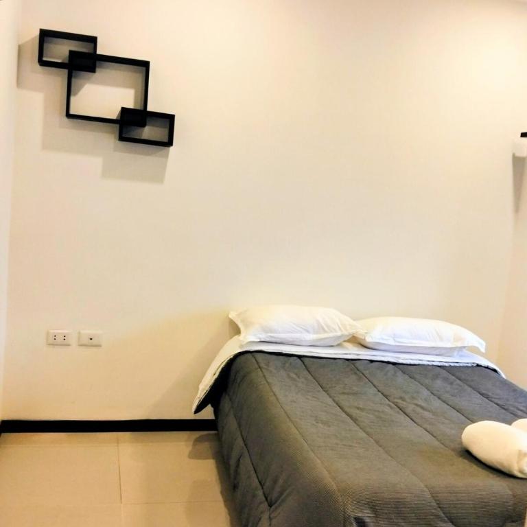 Apartment near Shopping Mariscal - Two-Bedroom Apartment - 8