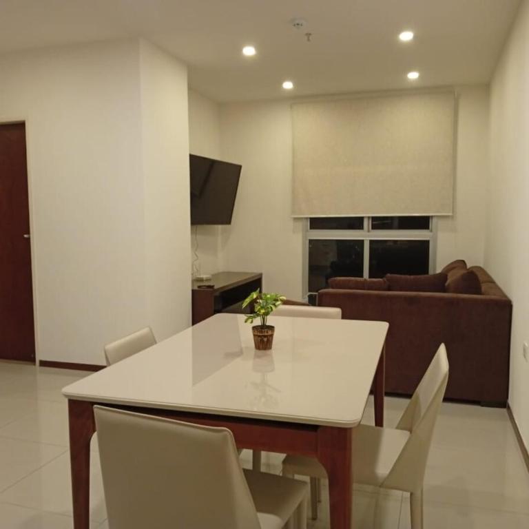 Apartment near Shopping Mariscal - Two-Bedroom Apartment - 16