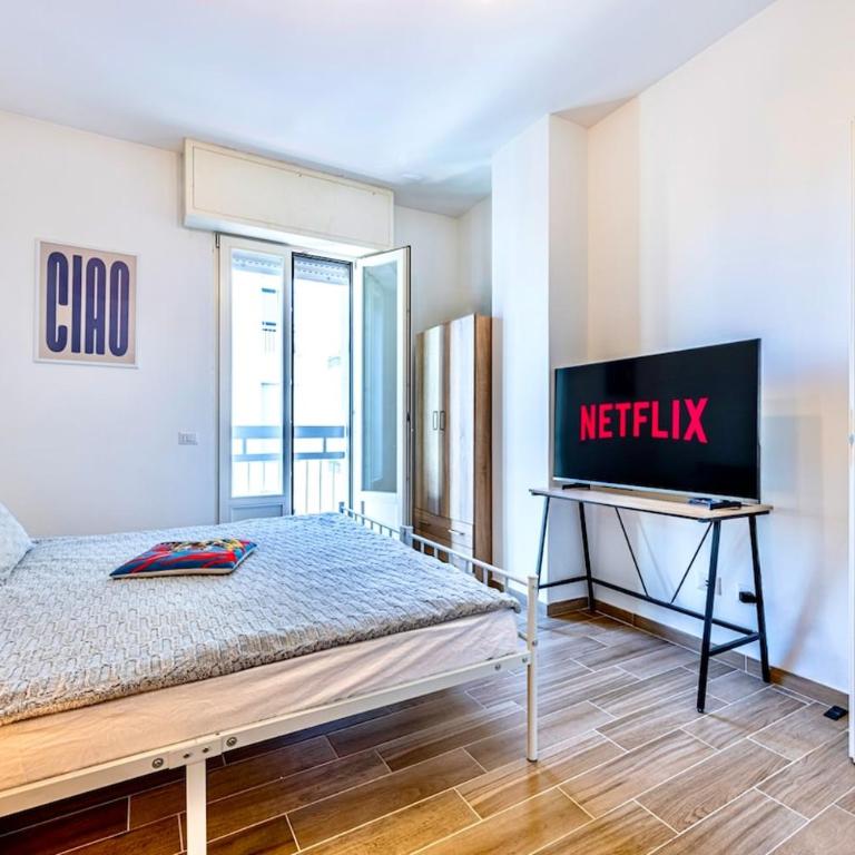 Entire Apartment Milan 24 7 Check-in Wi-Fi - Three-Bedroom Apartment - 12