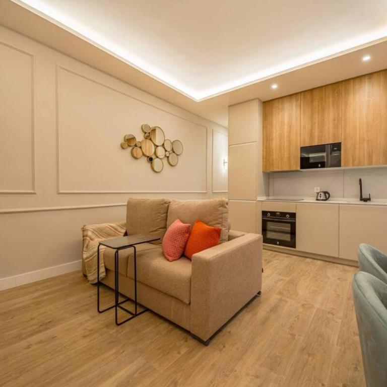 Letras y Luz Lope de Vega - One-Bedroom Apartment - 1