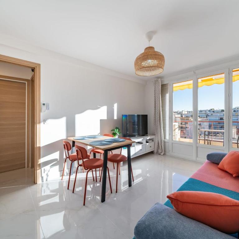 Agréable 3 pièces rénové à deux pas de la croisette - Apartment - 3