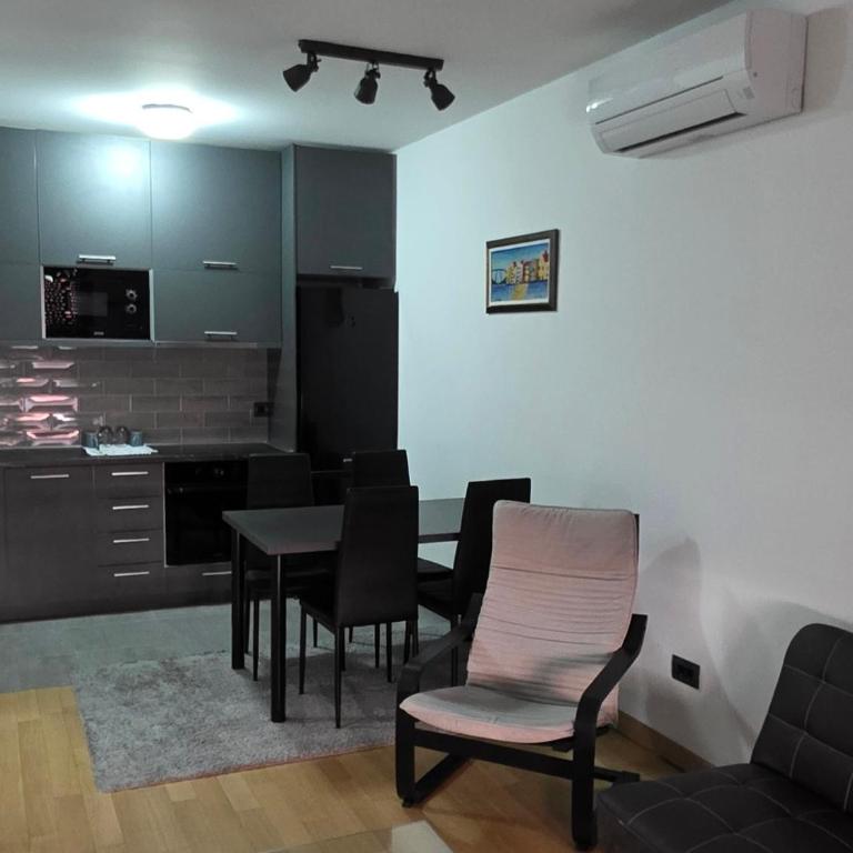 Hram Vracar Beograd - Apartman sa 1 Spavaćom Sobom - 6
