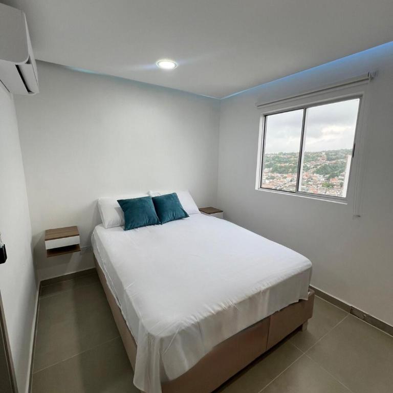 Alma Kalamari 24 - Two-Bedroom Apartment - 21