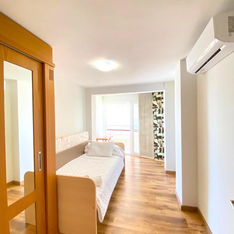 1ª Línea de Levante. Iberia - Apartamento de 2 dormitorios - 11