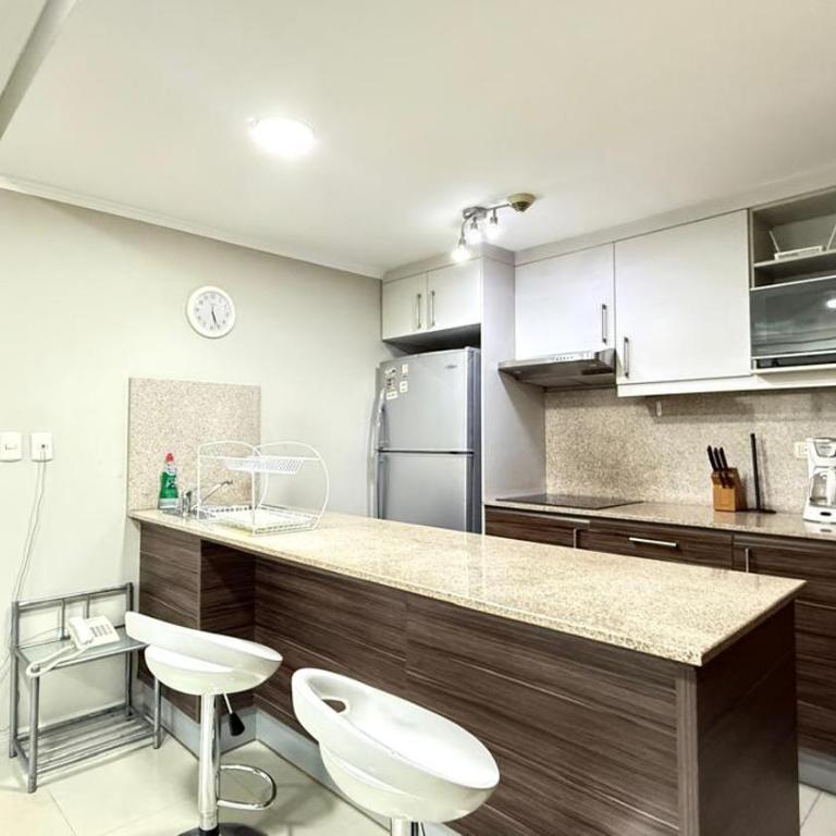 River Front 1, 4 personas, 2 baños, agua caliente, wiffi, smartv, cocina - One-Bedroom Apartment - 33