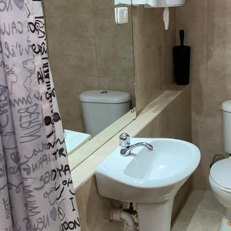 Casa vacacional manta - Apartamento de 3 dormitorios - 2