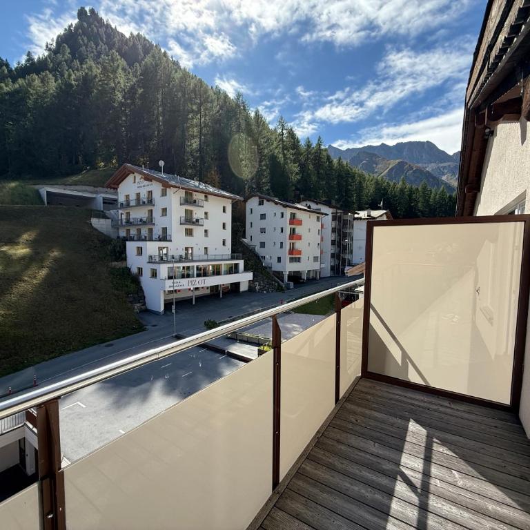 Black Summit Samnaun Boutique Hotel - Standard Doppelzimmer - 3