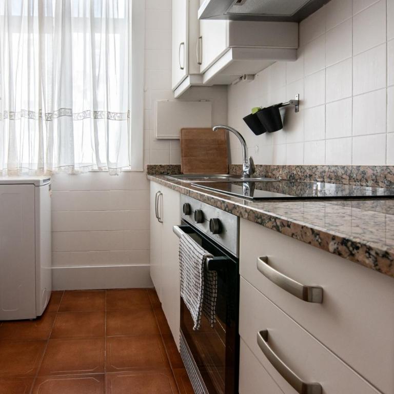 Alojamiento acogedor - Apartamento de 3 dormitorios - 4