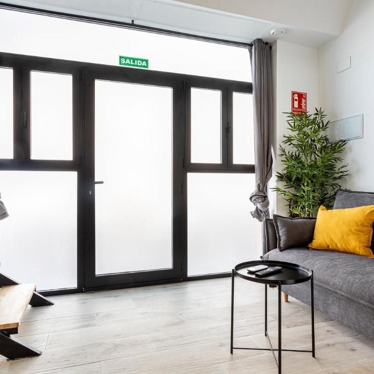 Marie Curie Flats, Lovely Duplex 2 - Apartamento de 1 dormitorio - 2