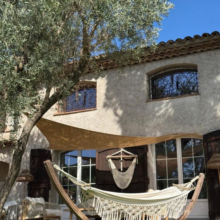 Location de chambre Villa les allamandas - Chambre Double avec Salle de Bains Privative - 11