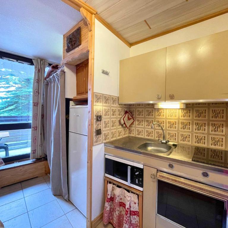 Studio chalet cosy aux Menuires - 2 pers, skis aux pieds, vue montagne, cuisine équipée - FR-1-452-283 - Studio - 10