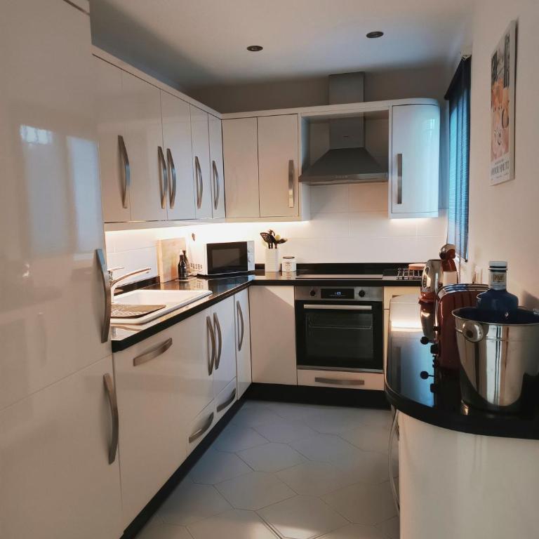 Miraflores Rancho B, Tranquil, 3 Bedroom, Ground floor, Garden Apartment - Apartamento de 3 dormitorios - 8