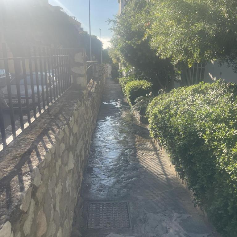 Apt Acogedor con Piscina en Fuengirola - Apartamento de 1 dormitorio - 18