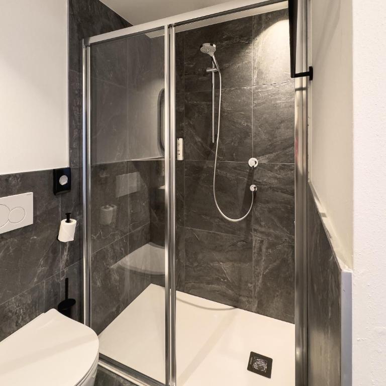 Smarthotel Brenner24 - Self Check In - Camera Familiare - 7