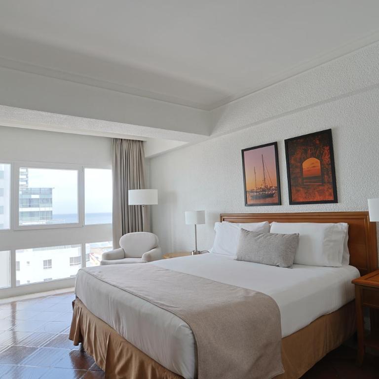 Hotel Almirante Cartagena Colombia - Deluxe Double Room - 5