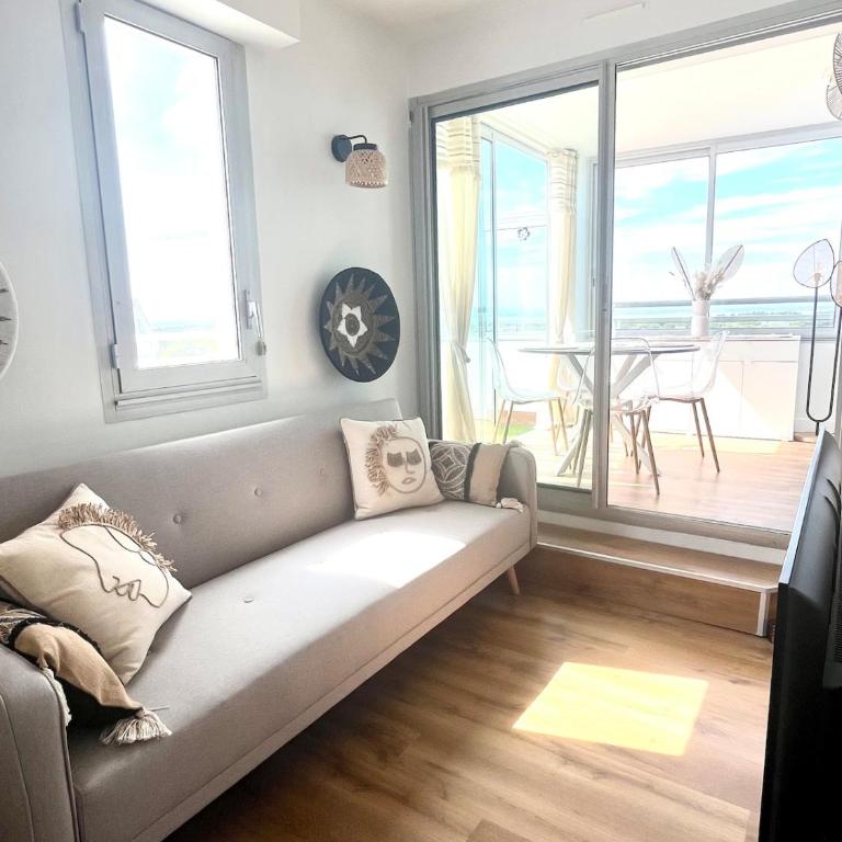 Studio cabines, Vue mer & étang, plage a pied - Studio Apartment with Sea View - 5