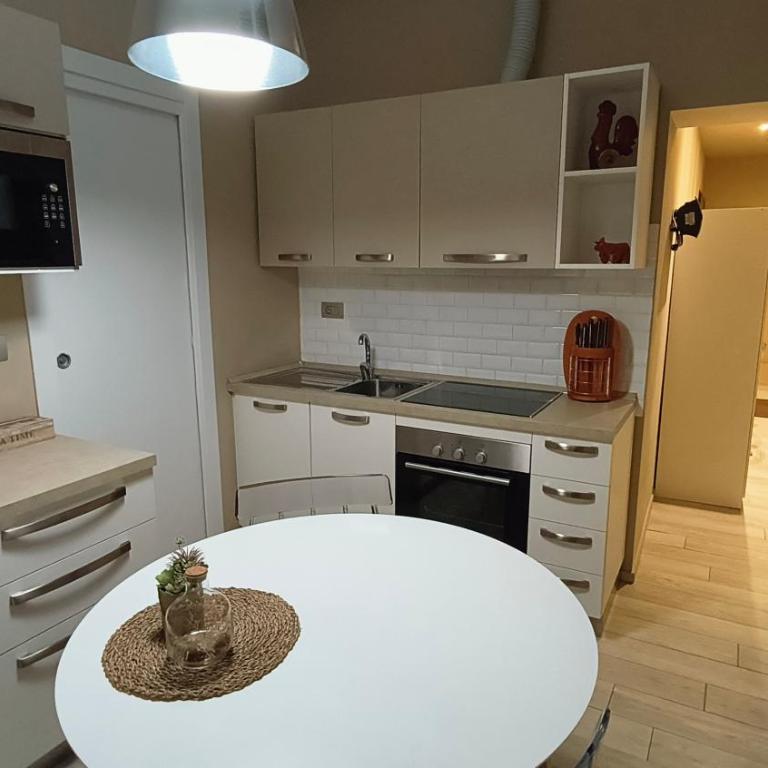 Alloggio ad uso turistico - VDA - AOSTA - numero 0103 - Appartamento con 1 Camera da Letto - 6
