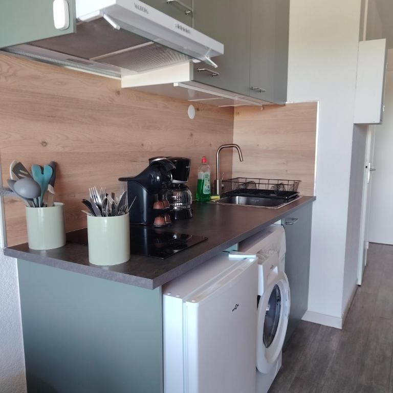 Les Hauts de Balaruc THERMES - Appartement 1 Chambre - Vue sur Piscine - 5