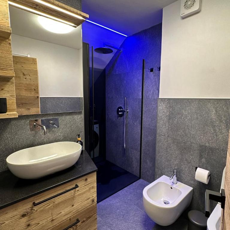 Cèsa Sabrina - Appartamento con 2 Camere da Letto e con Vista Montagna - 16