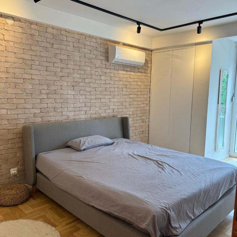 Sakura Stay - 2bdr - AC - Central - Two-Bedroom Apartment - 18