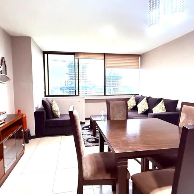 Bellini 3 suite de lujo, piso 5, piscina, gym, wiffi, 1 parqueadero - One-Bedroom Apartment - 26