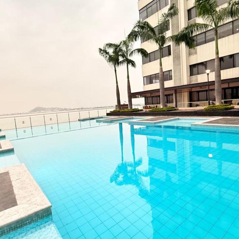 Bellini 3 suite de lujo, piso 5, piscina, gym, wiffi, 1 parqueadero - One-Bedroom Apartment - 30