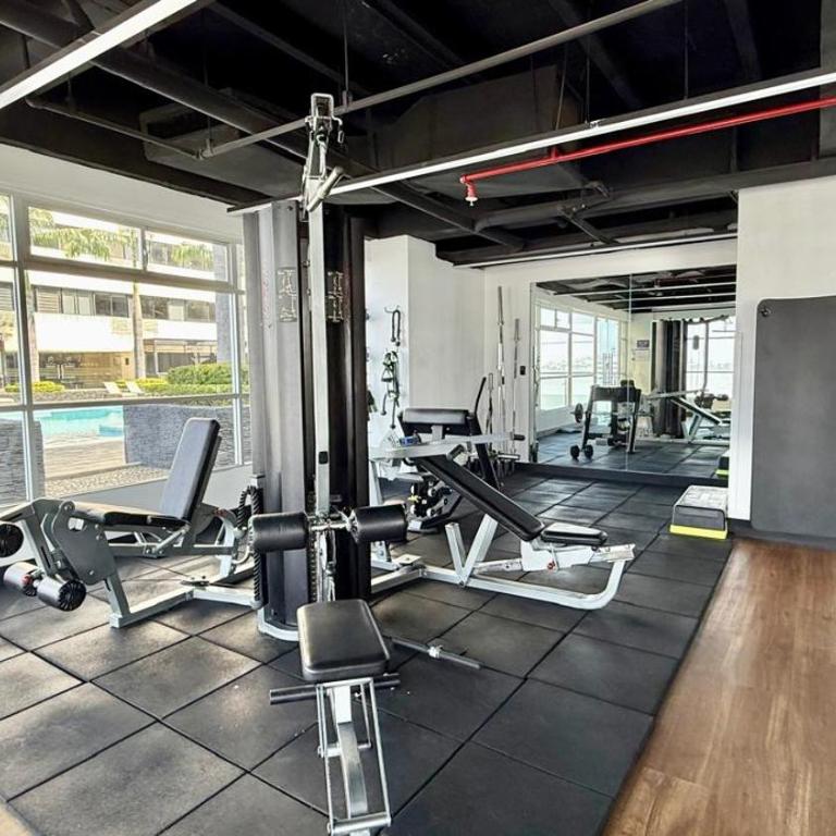 Bellini 3 suite de lujo, piso 5, piscina, gym, wiffi, 1 parqueadero - One-Bedroom Apartment - 33