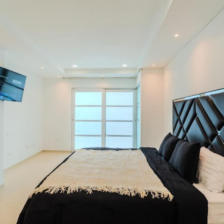 Encanto Mansion - 6BR Luxury Villa Near Walled City - Villa - 30