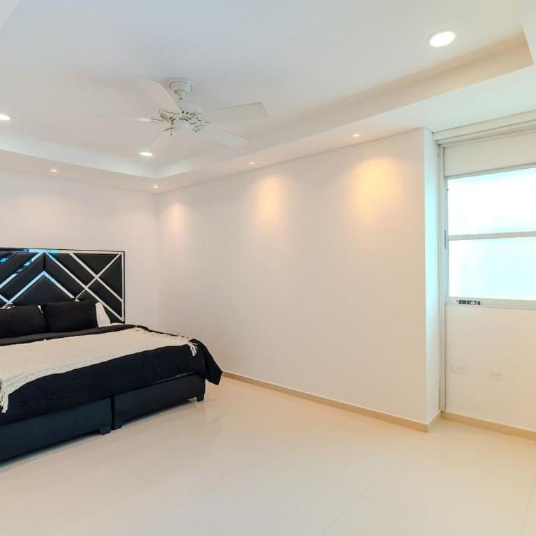 Encanto Mansion - 6BR Luxury Villa Near Walled City - Villa - 33