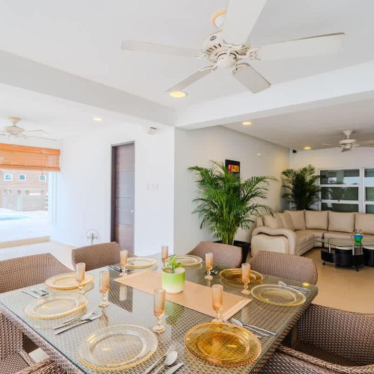 Encanto Mansion - 6BR Luxury Villa Near Walled City - Villa - 44