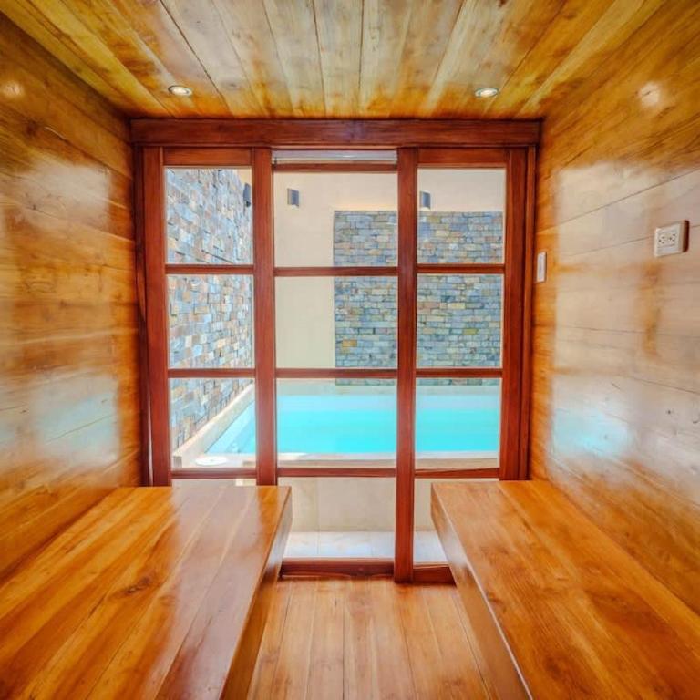 4 Bedroom Villa - Minutes to Walled City - Villa - 8