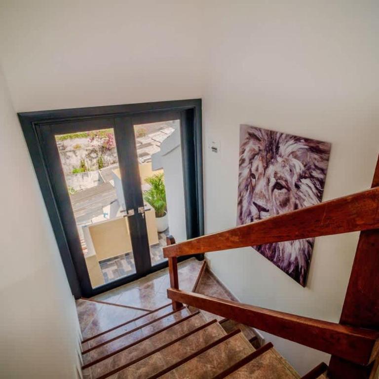 4 Bedroom Villa - Minutes to Walled City - Villa - 18