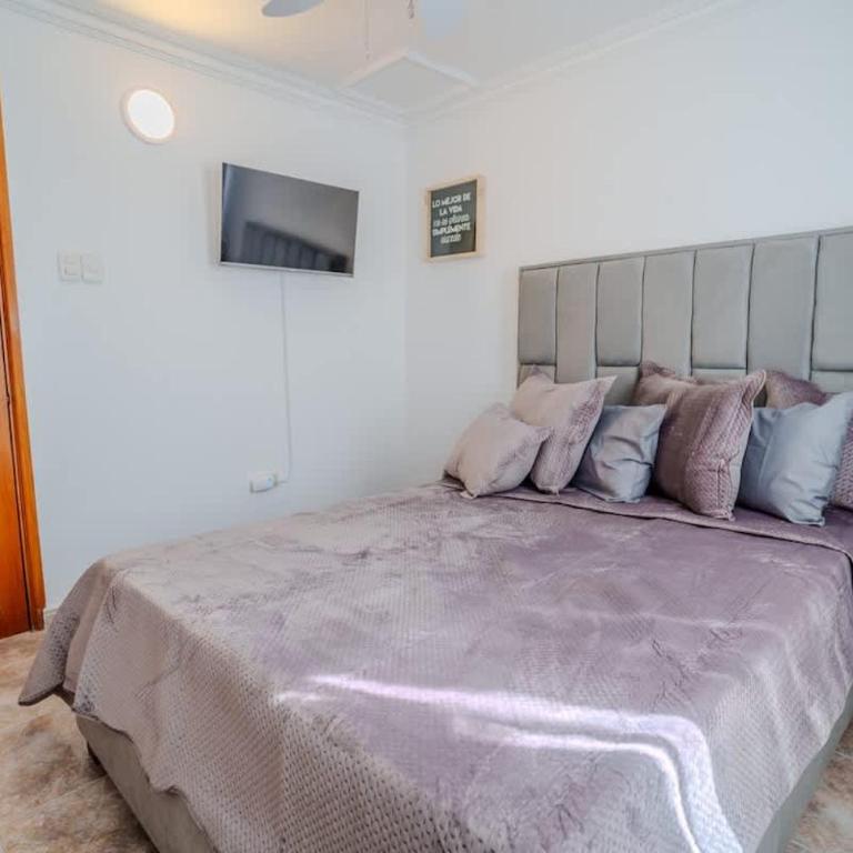 4 Bedroom Villa - Minutes to Walled City - Villa - 27
