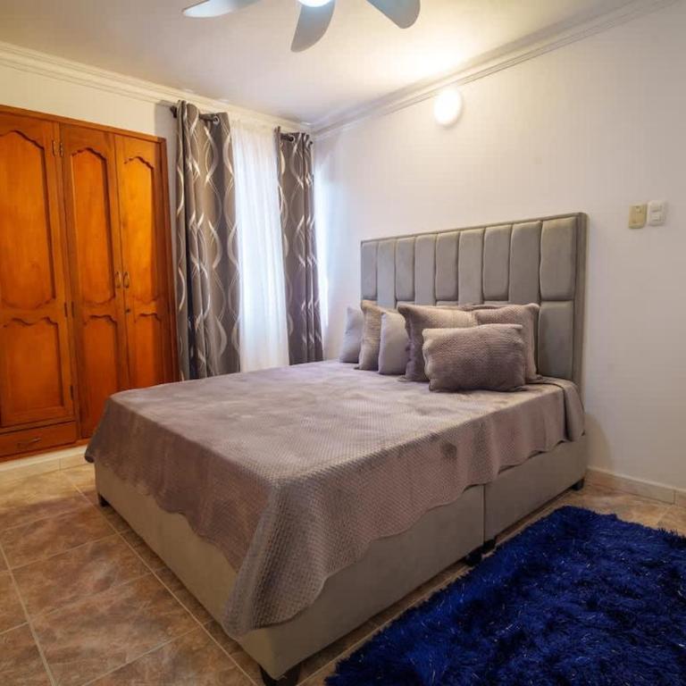 7 Bedroom Gorgeous Vacation Villa - Close to Walled City - Villa - 27