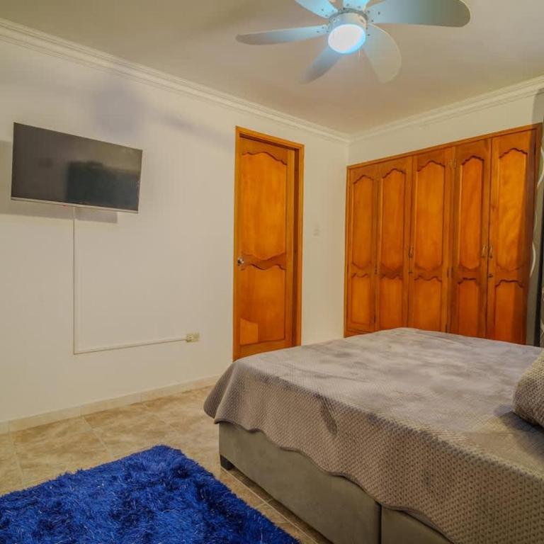 7 Bedroom Gorgeous Vacation Villa - Close to Walled City - Villa - 35