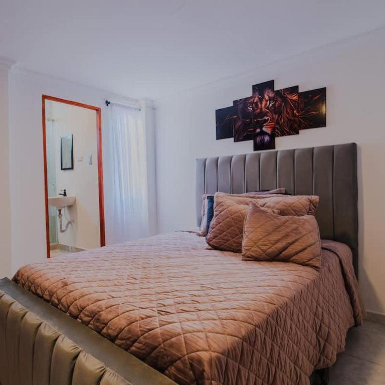 7 Bedroom Gorgeous Vacation Villa - Close to Walled City - Villa - 44