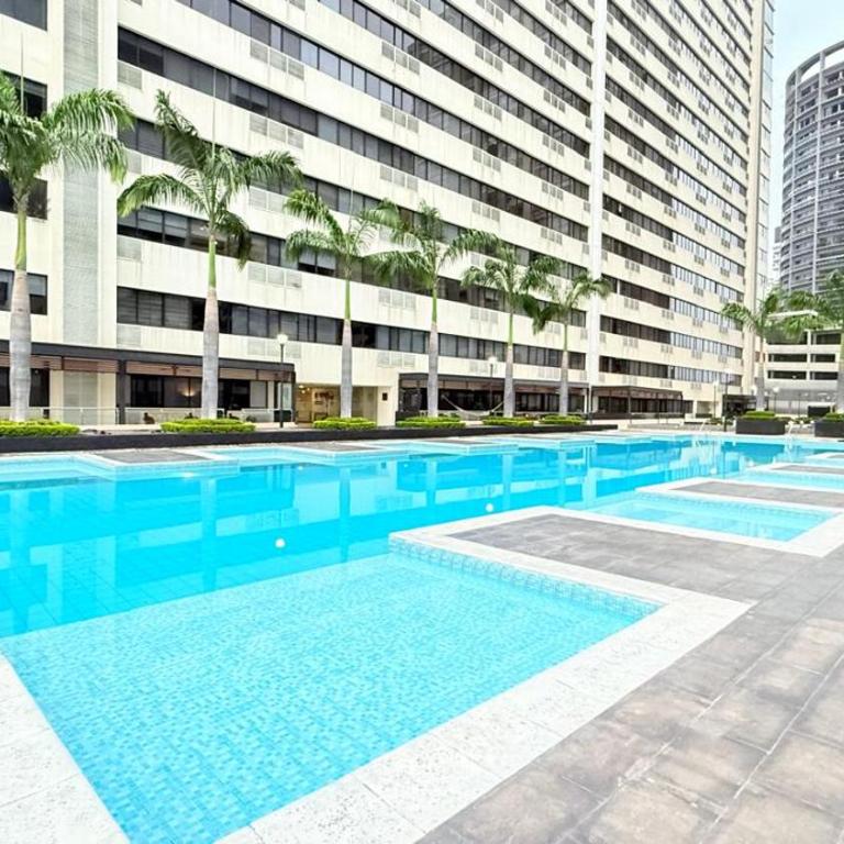 Bellini 3, Puerto Santa Ana, Suite Ejecutiva con vista, lavadora, secadora, wiffi - Apartamento de 1 dormitorio - 35