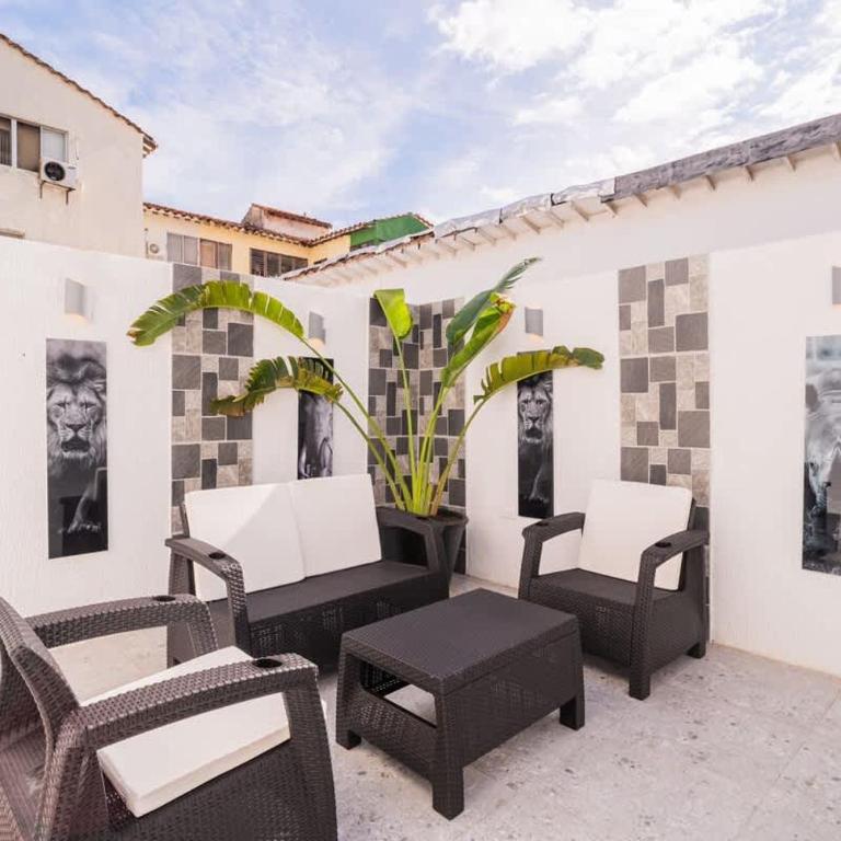 5 Bedroom Villa with Pool & Rooftop Near Old City - Villa - 14