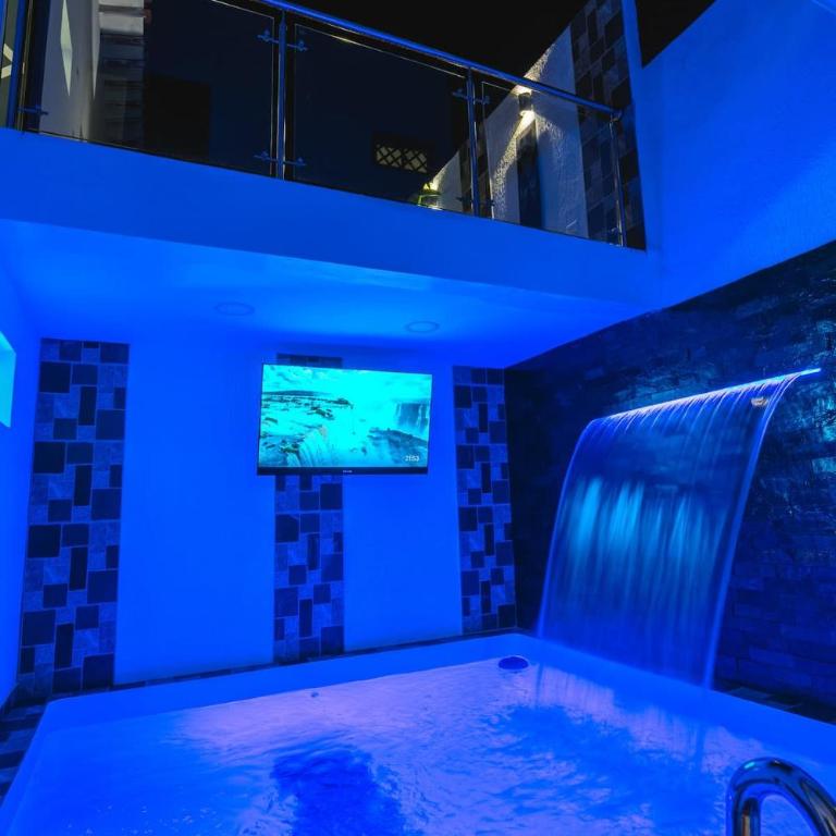 5 Bedroom Villa with Pool & Rooftop Near Old City - Villa - 41