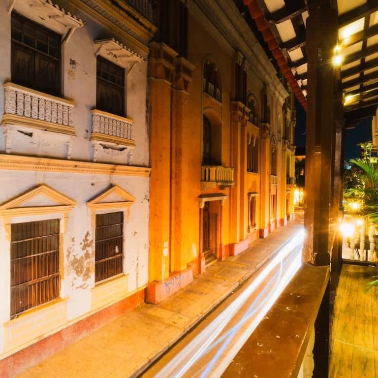 7BR Walled City Diamond Villa - Rooftop Heated Jacuzzi - Villa - 8